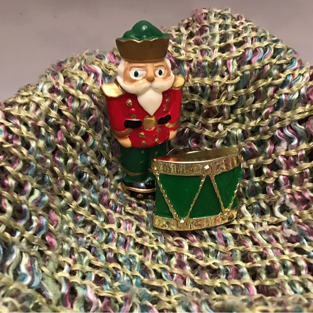 Nutcracker Button Covers - image 4